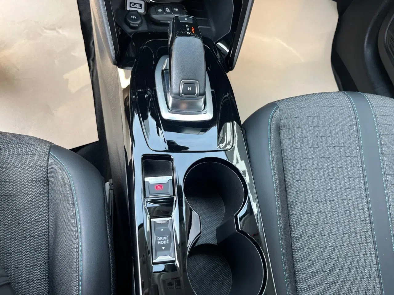 Billede 11 - Peugeot 208 1,2 PureTech 100 Allure EAT8