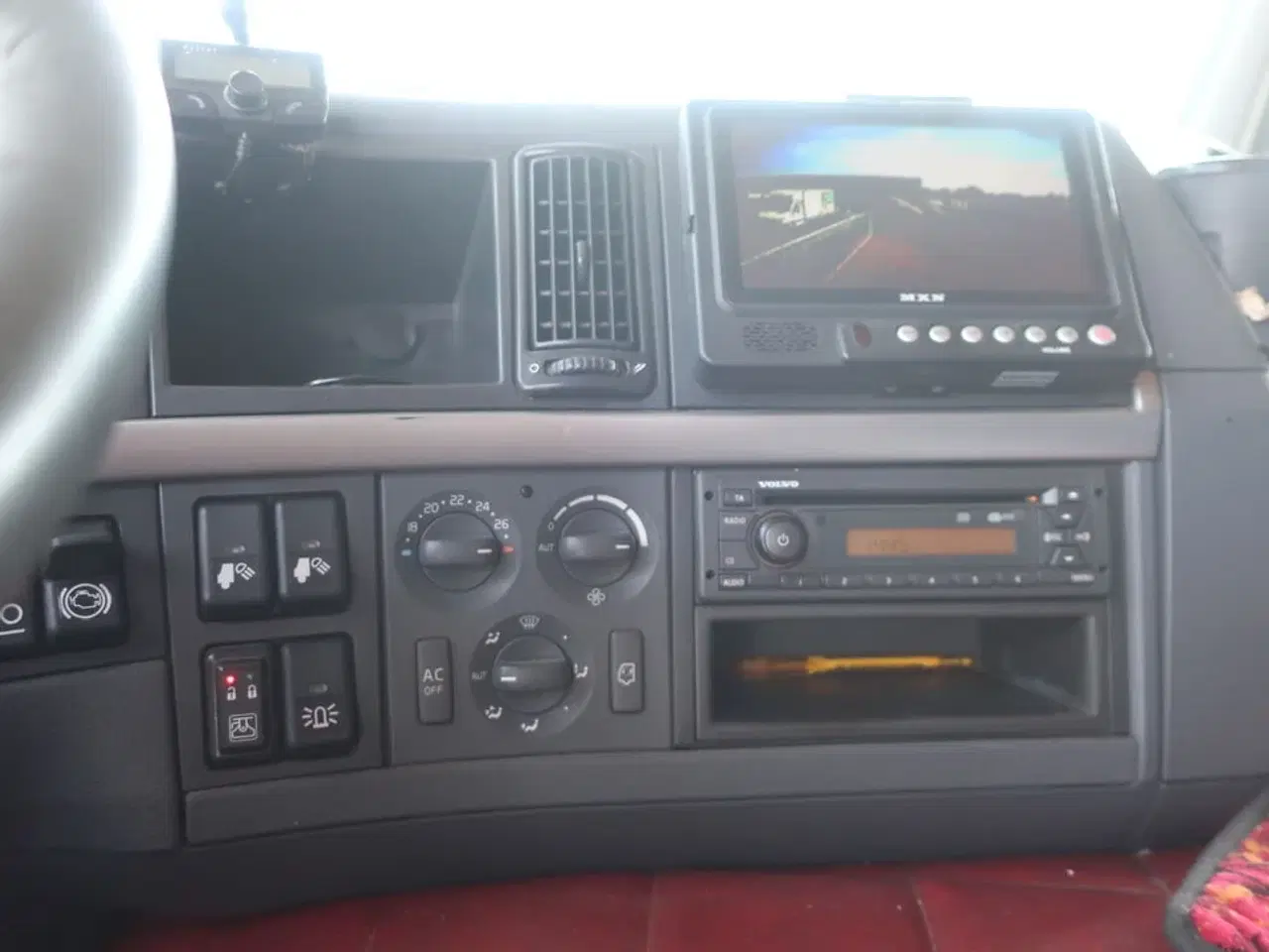 Billede 44 - Lastbil m. kran VOLVO FMX