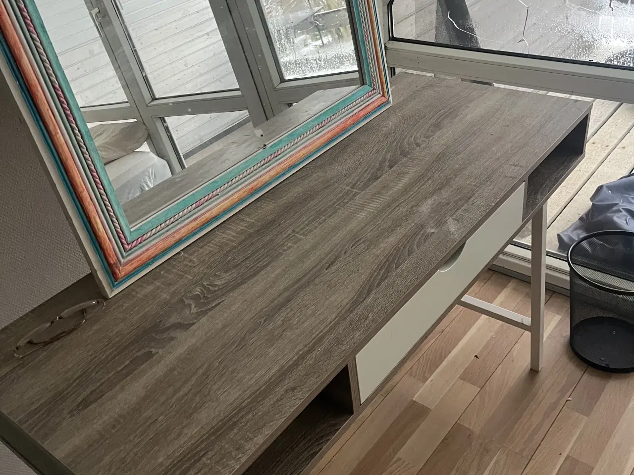 Billede 1 - Skrivebord 