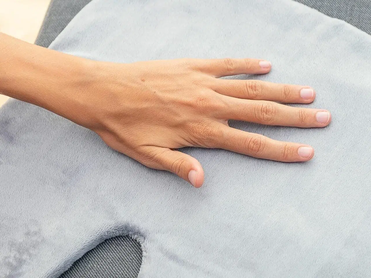 Billede 7 - Elektrisk Pude til Hals og Skuldre - Sholkad, grå