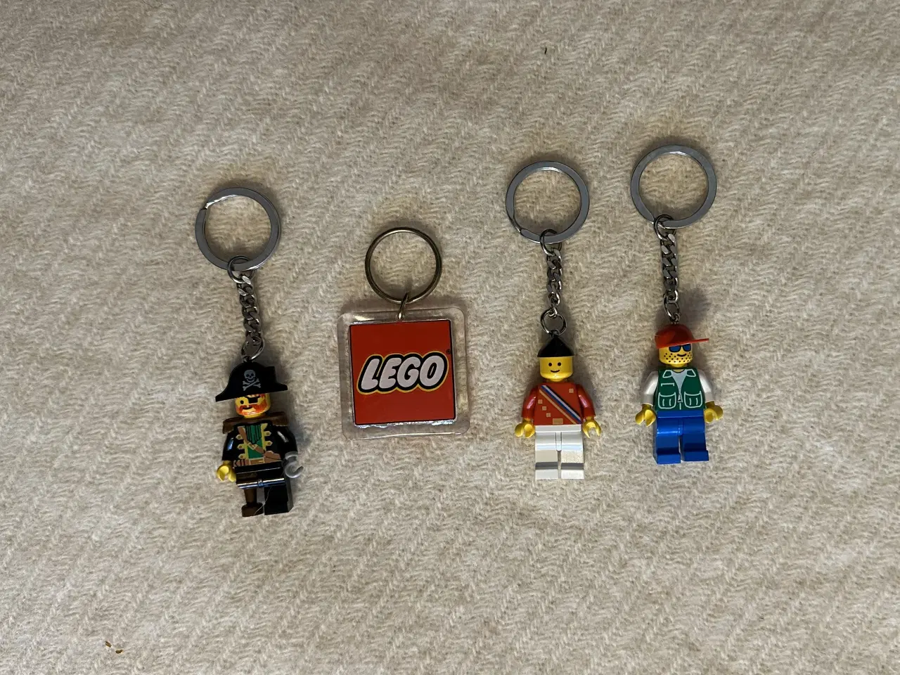 Billede 4 - Unikke LEGO nøglering og figurer ca. +40 fra 90'er