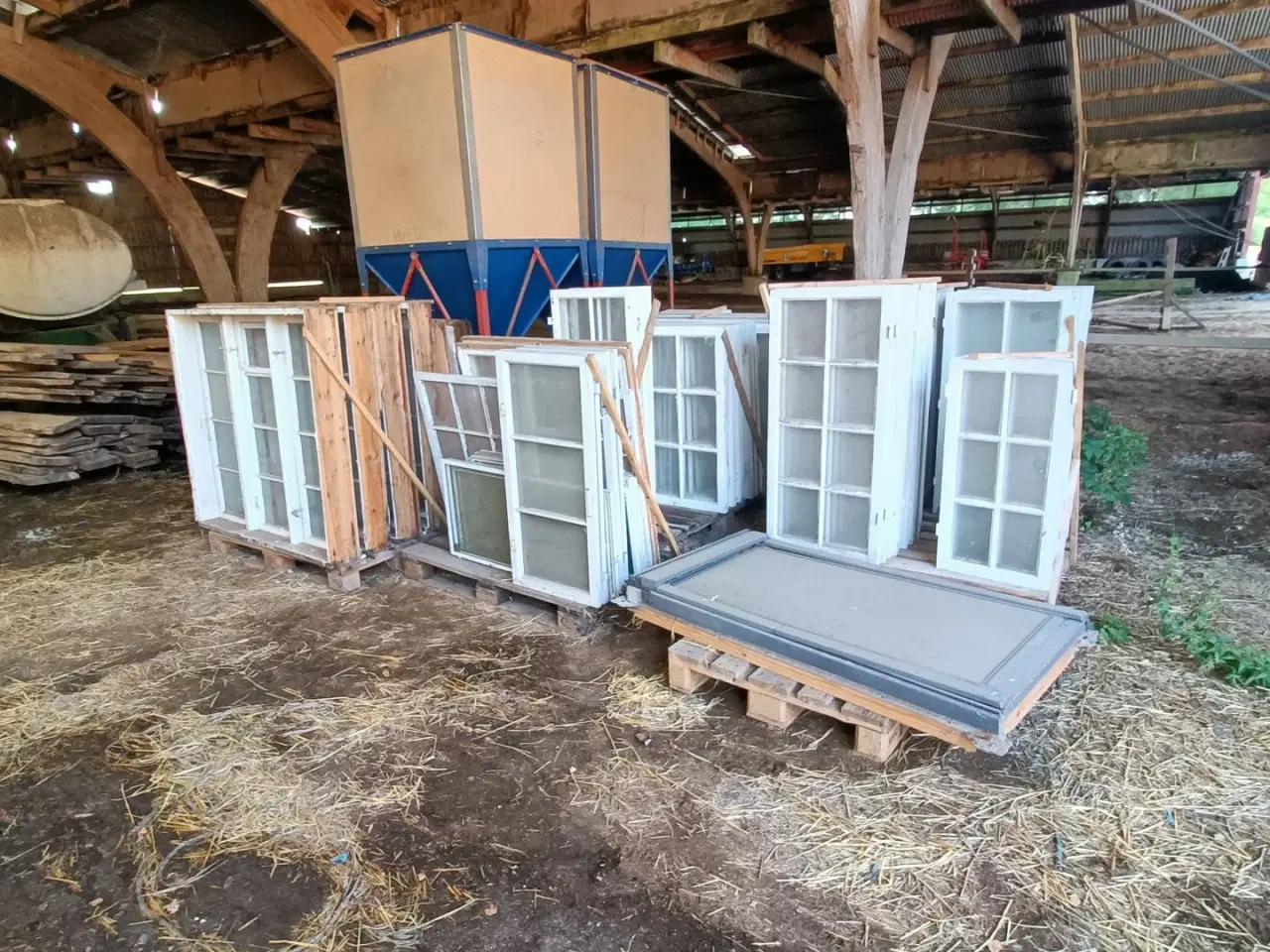 Billede 2 - - - - Diverse brugte vinduer