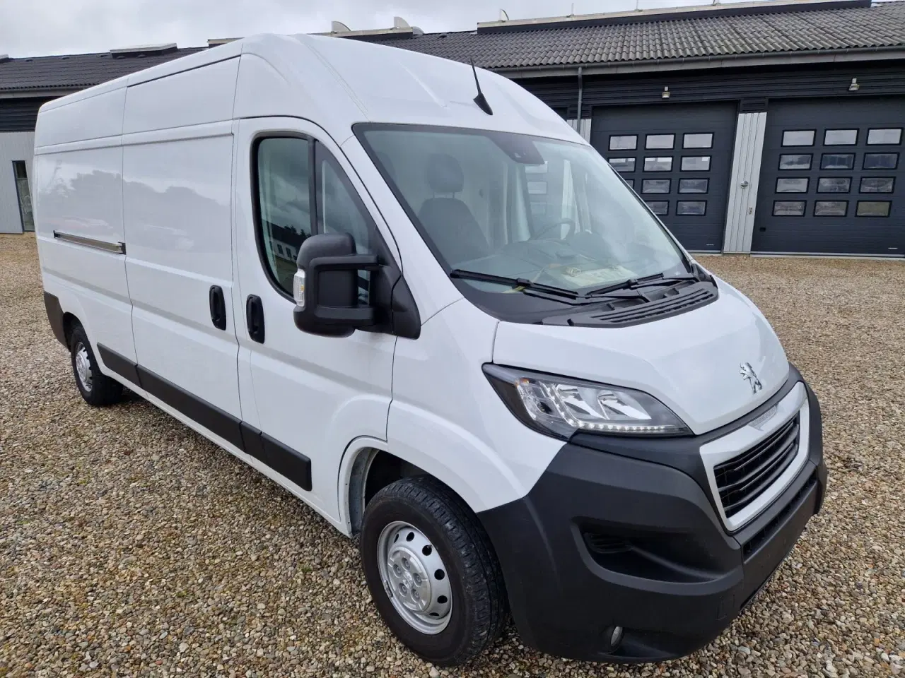 Billede 7 - Peugeot Boxer 333 2,2 BlueHDi 140 L3H2 Premium