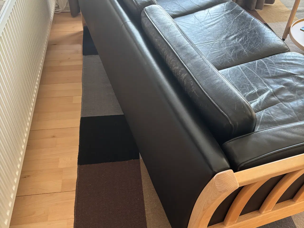 Billede 3 - Stouby sofa, bøg med sort læder