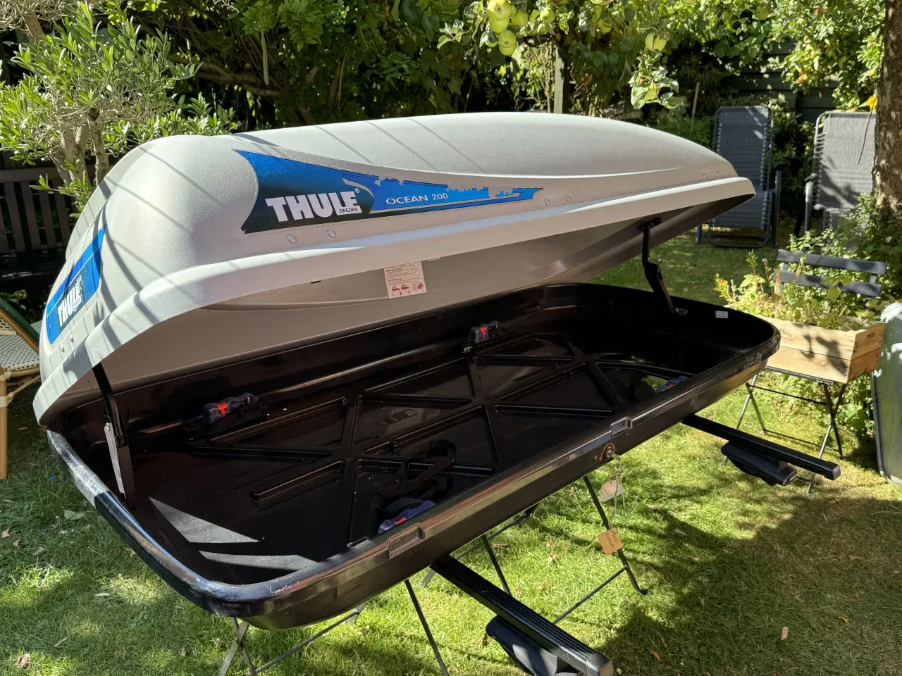 Billede 3 - TAGBOKS THULE 200 INKL. THULE TAGBØJLER