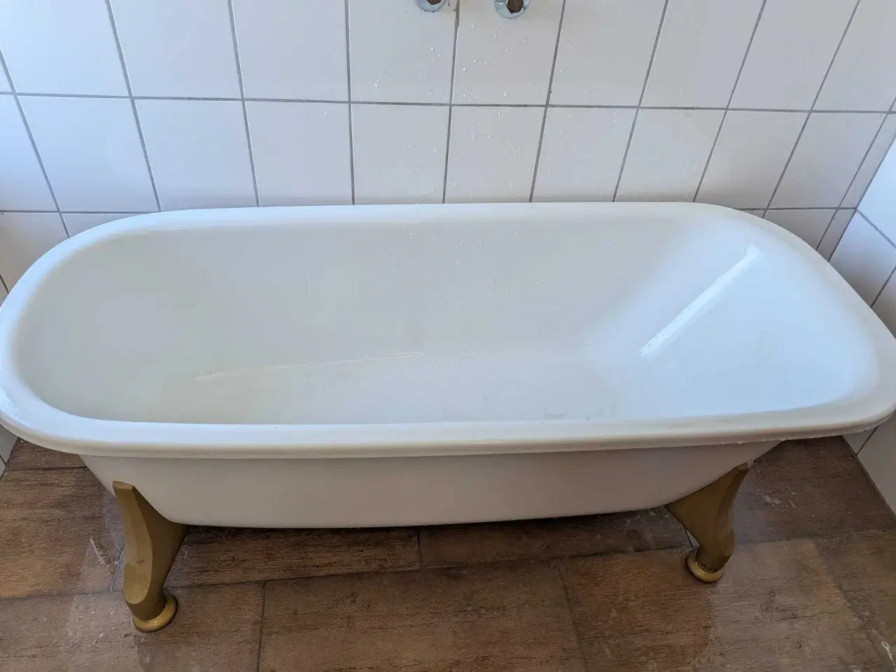 Billede 1 - Som Nyt Luksusbadekar – Ren Forkælelse Ventar! ✨️