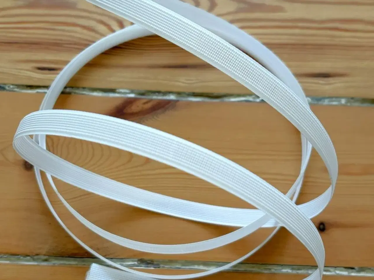 Billede 1 - Sy selv - stivere til fx corsage