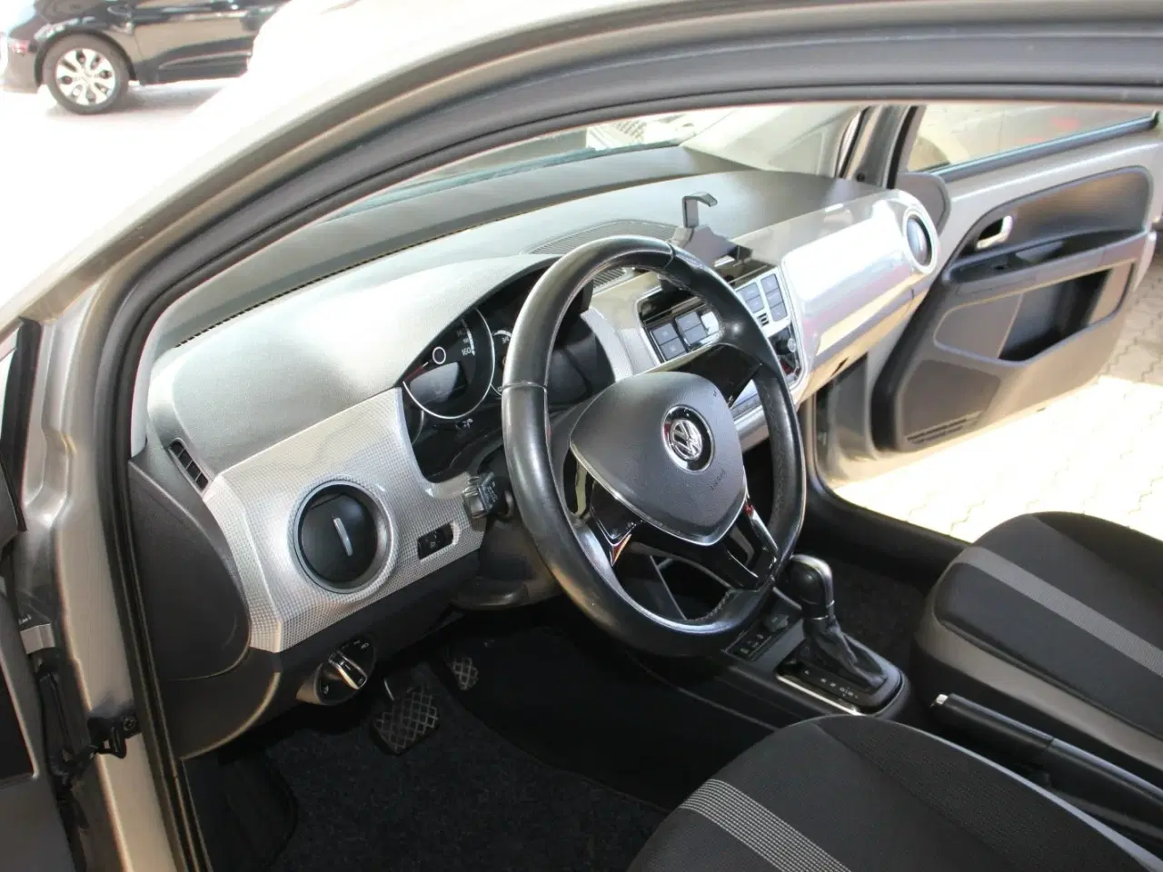 Billede 10 - VW e-Up!  High Up!