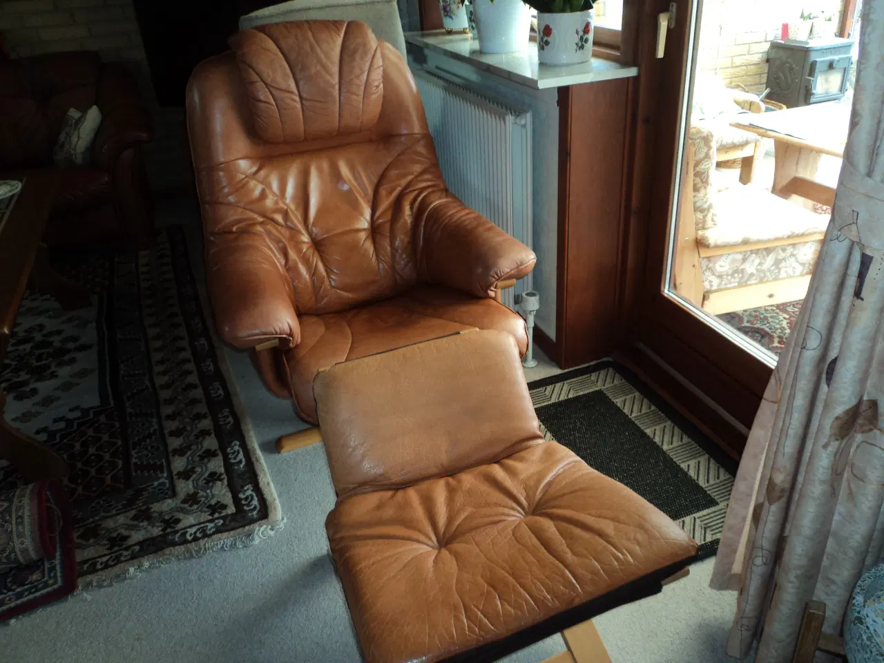 Billede 3 - læder stol med skammel