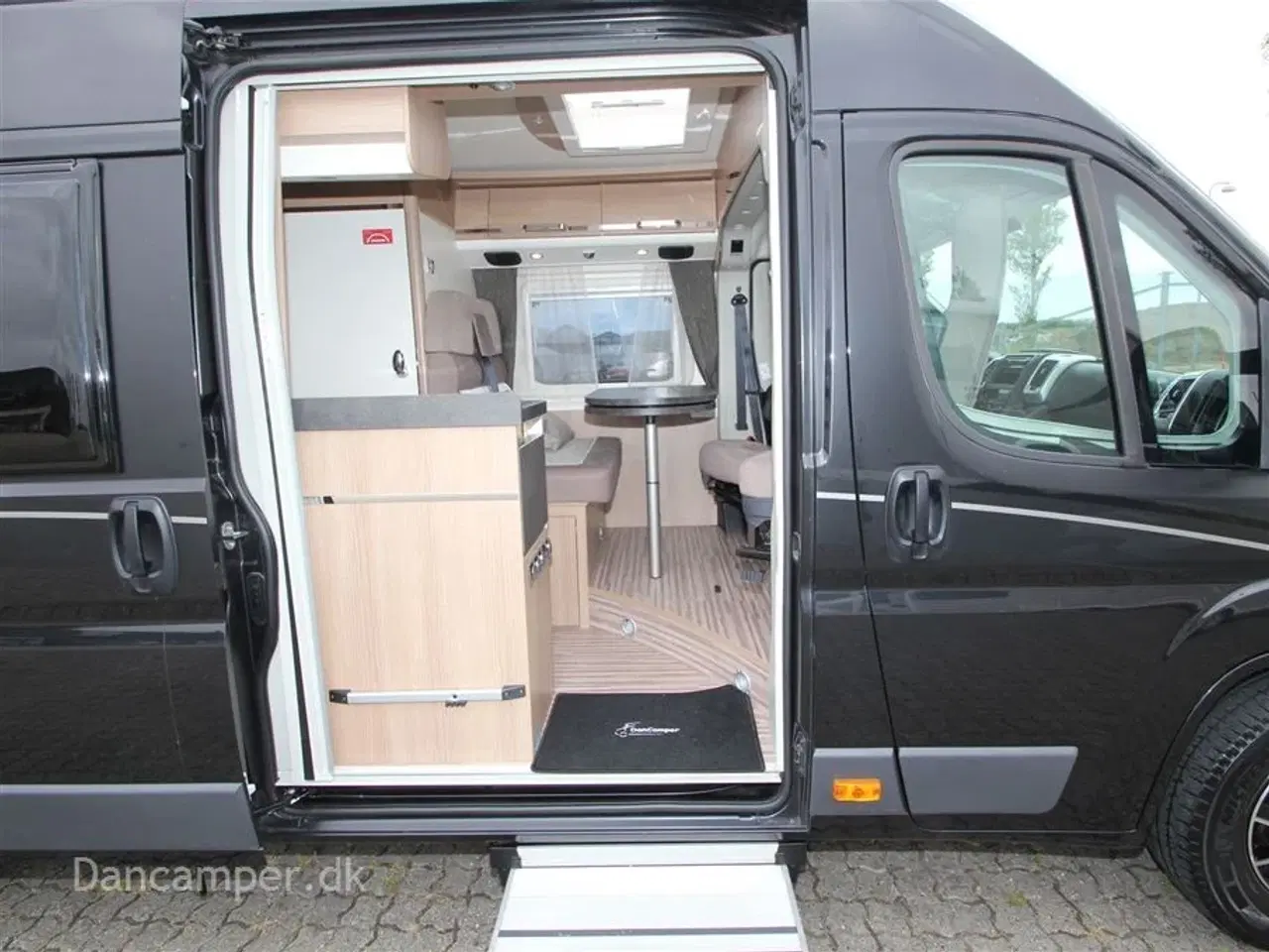 Billede 19 - 2019 - Carthago van 640 LE Chaming Carthago Charming, Luksusvan godt udstyret - Enkeltsengsmodel. 150Hk Automatgear - Solcelle - inverter mm.