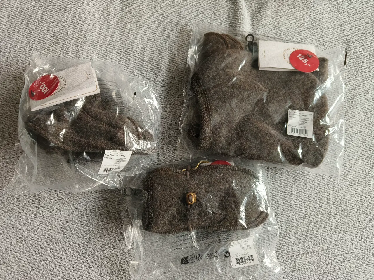Billede 1 - (nyt) Soft Gallery Merinould hat, sko og handsker 