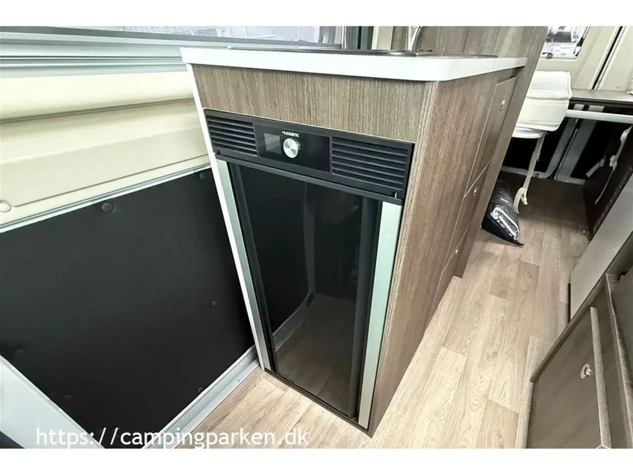 Billede 7 - 2024 - Benimar Benivan 161 ES   Kort van med enkeltsenge under 6 meter