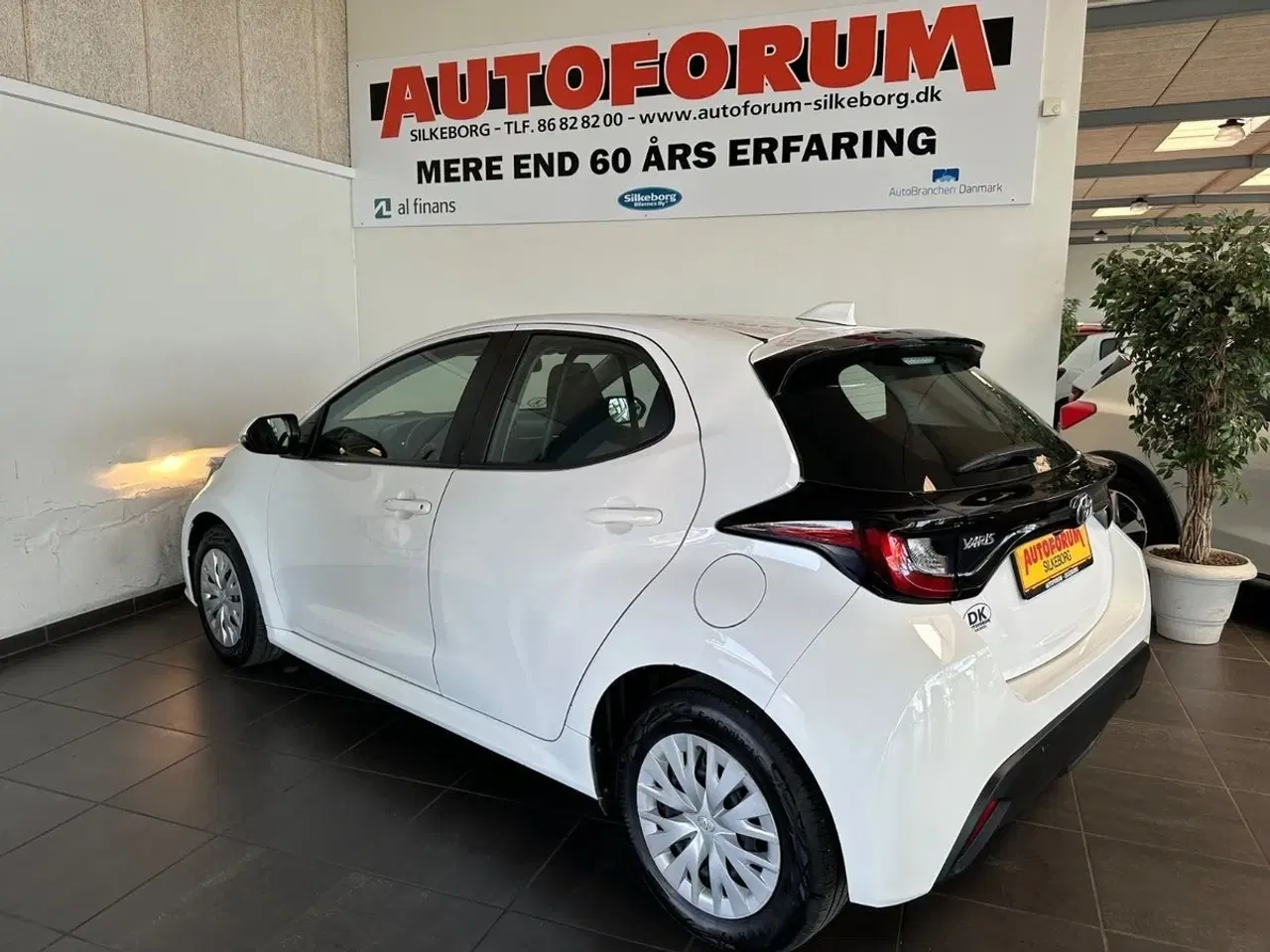 Billede 14 - Toyota Yaris 1,0 Essential Van