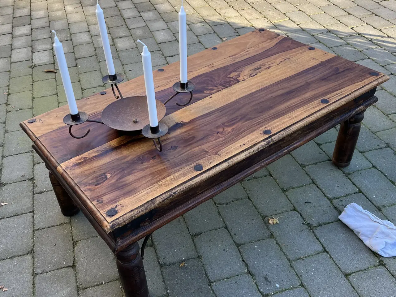 Billede 2 - Sofabord i råt træ