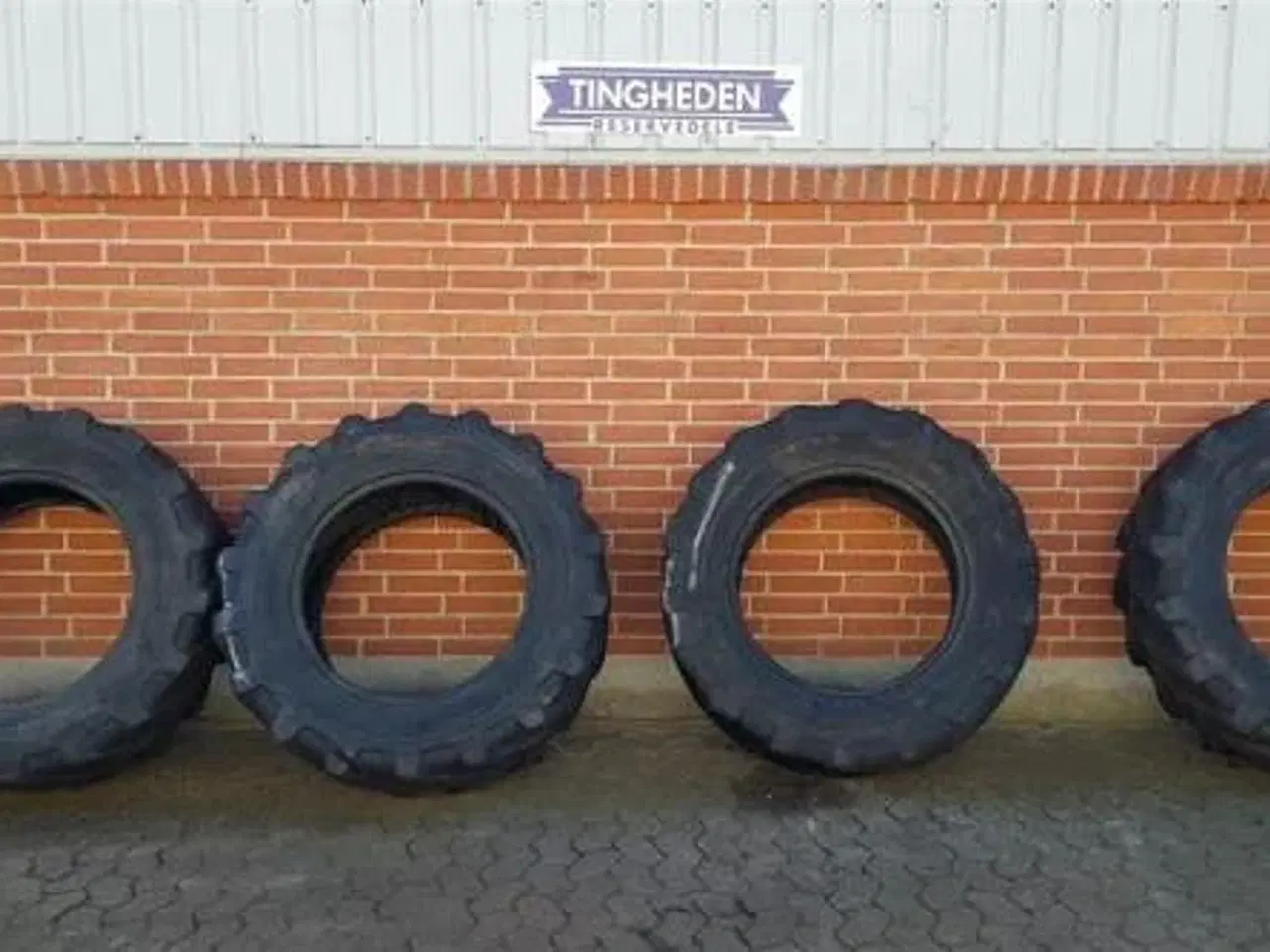 Billede 1 - 24"   405/70-24