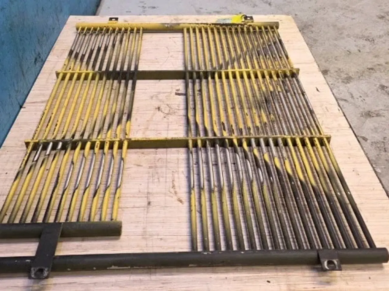 Billede 14 - New Holland TX68 Køler 84021016