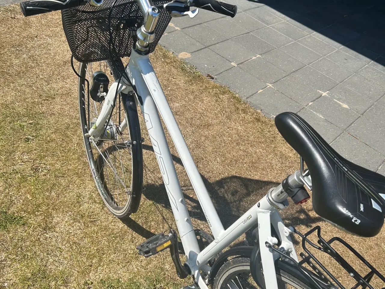 Billede 2 - MBK damecykel 
