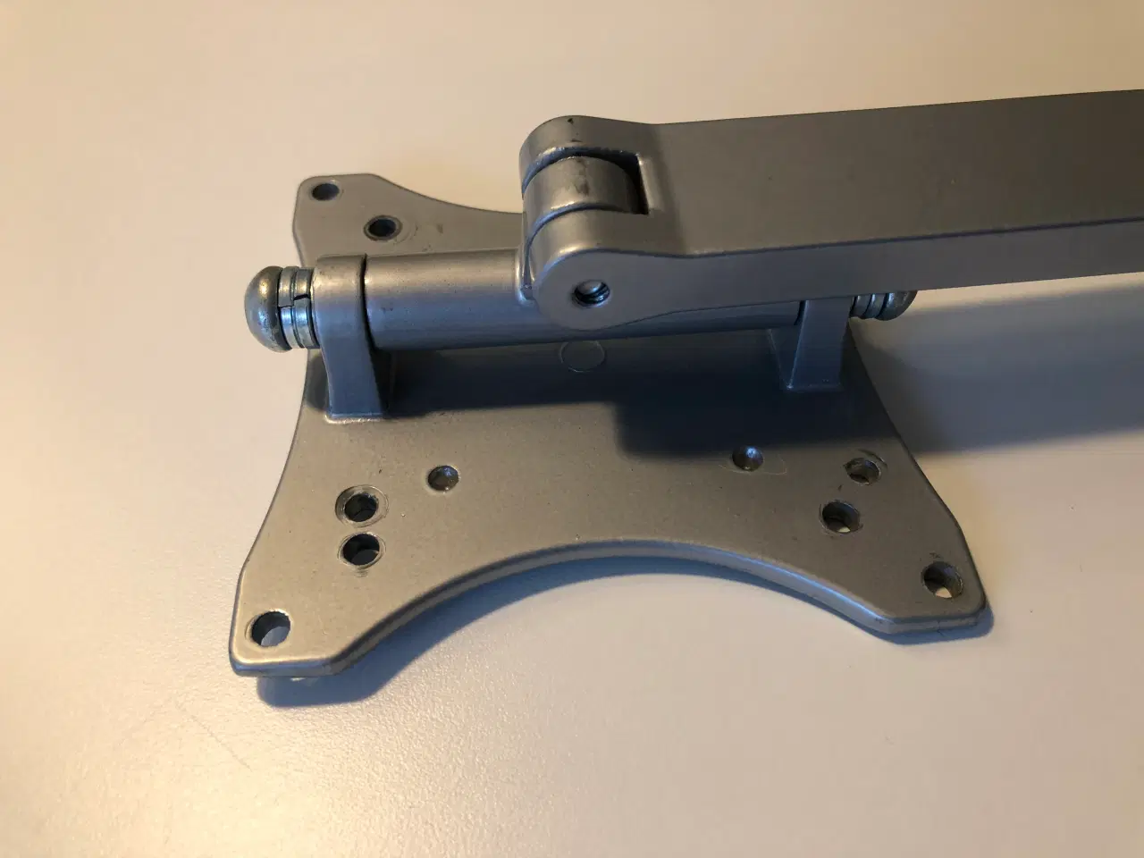 Billede 5 - Vægbeslag til TV VESA 100x100