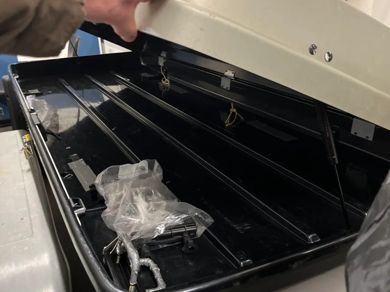 Billede 3 - Stor Thule tagboks