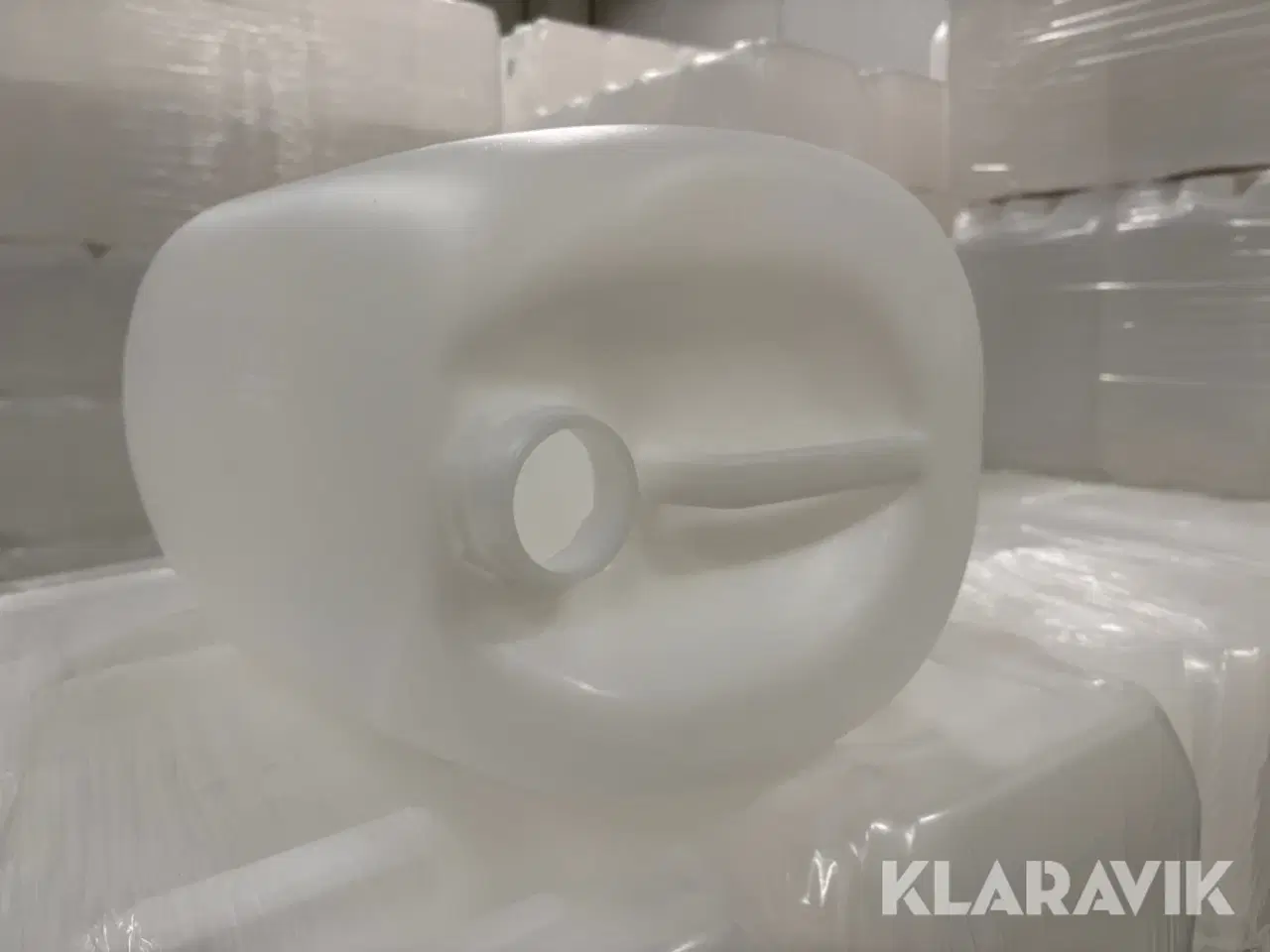 Billede 7 - Plastikflasker Promens 1100G LA - 13 paller af 60 stk