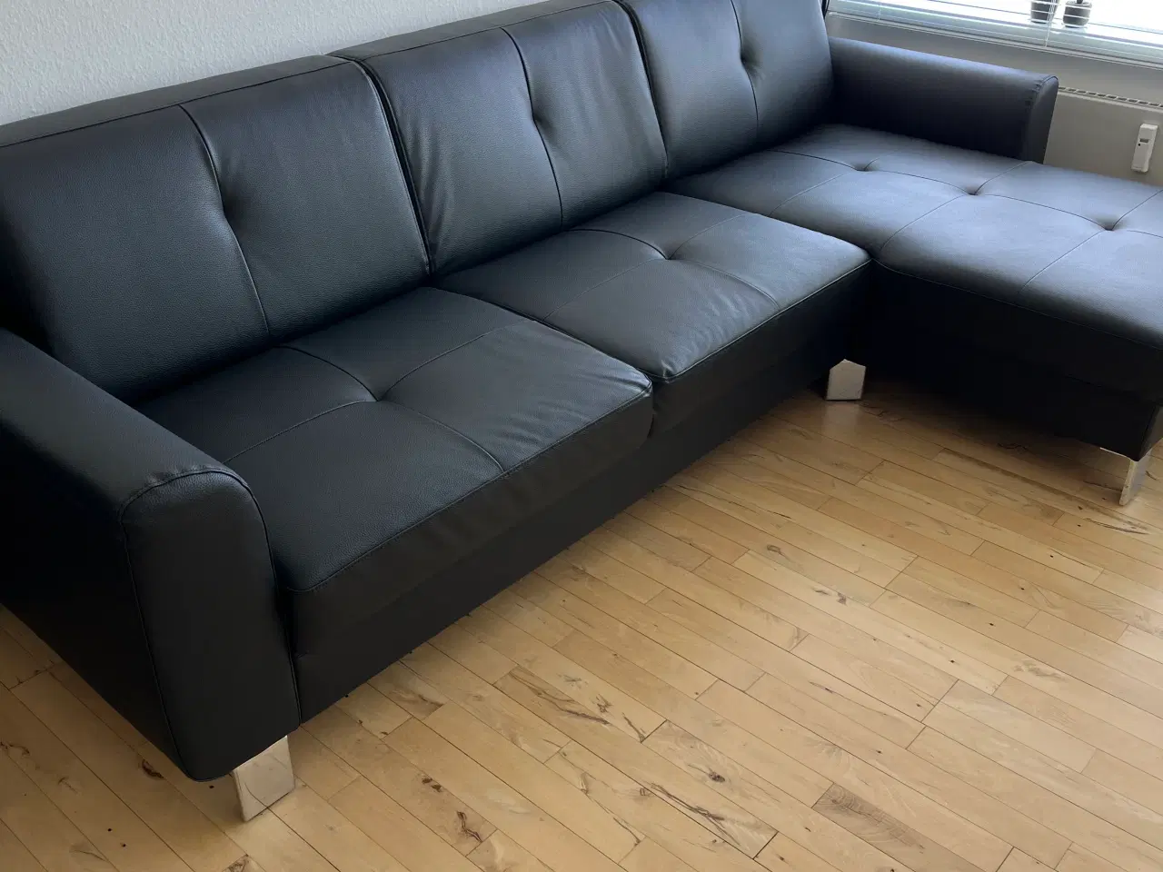 Billede 2 - 3 personers sofa med chaiselong