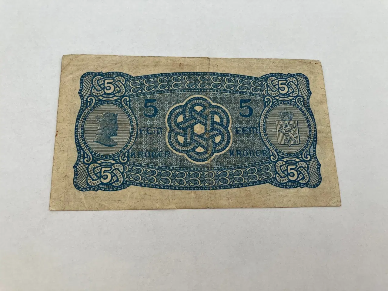 Billede 2 - 5 Kroner Norge 1944 - Slidt