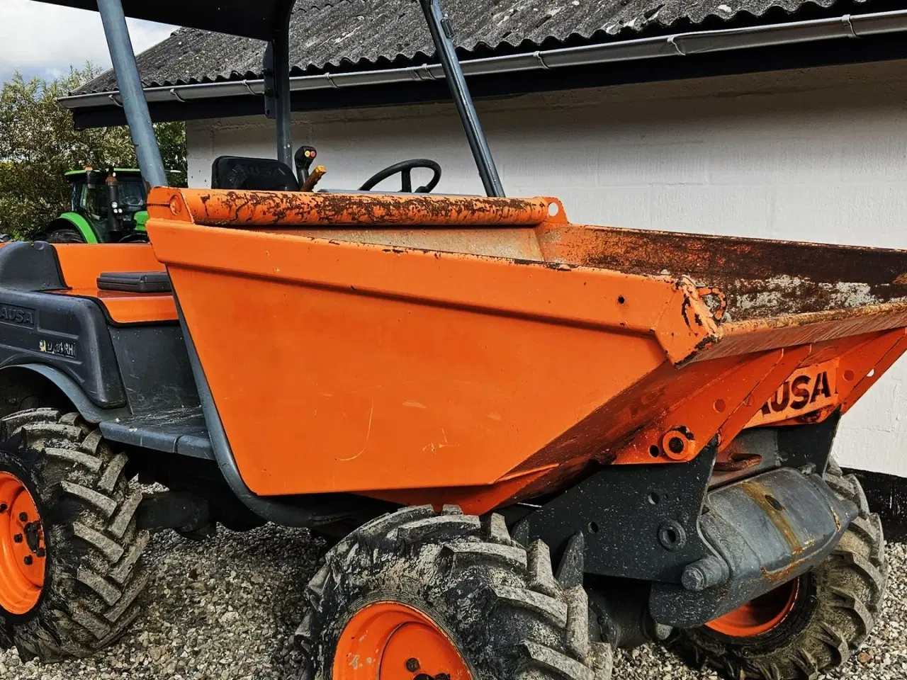 Billede 2 - Ausa D 201 RH / 1300 timer / 2 tons lasteevne / velholdt