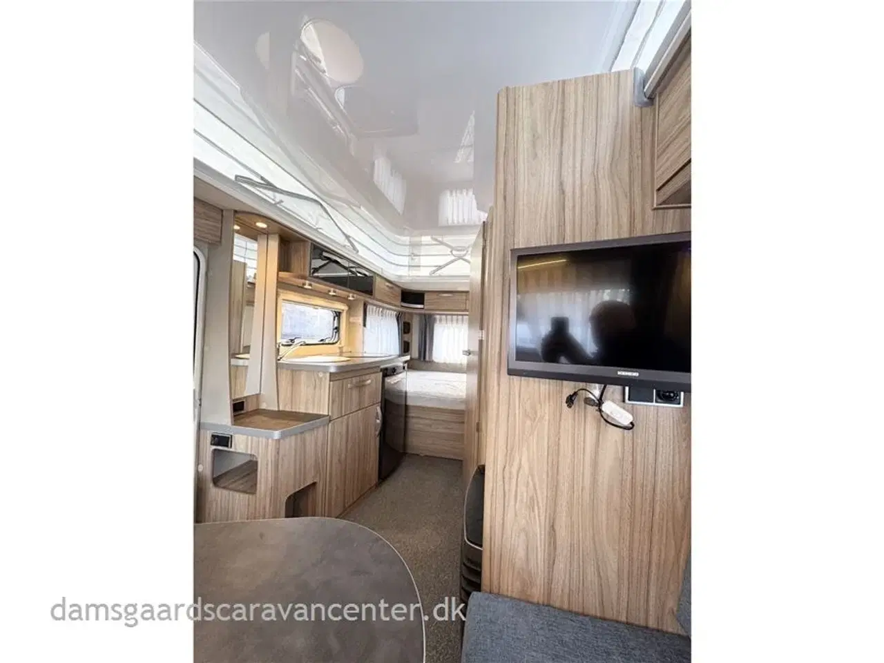 Billede 9 - 2021 - Hymer Feeling 425   Dobbeltseng-Gulvtemp.-Mover-Shadow