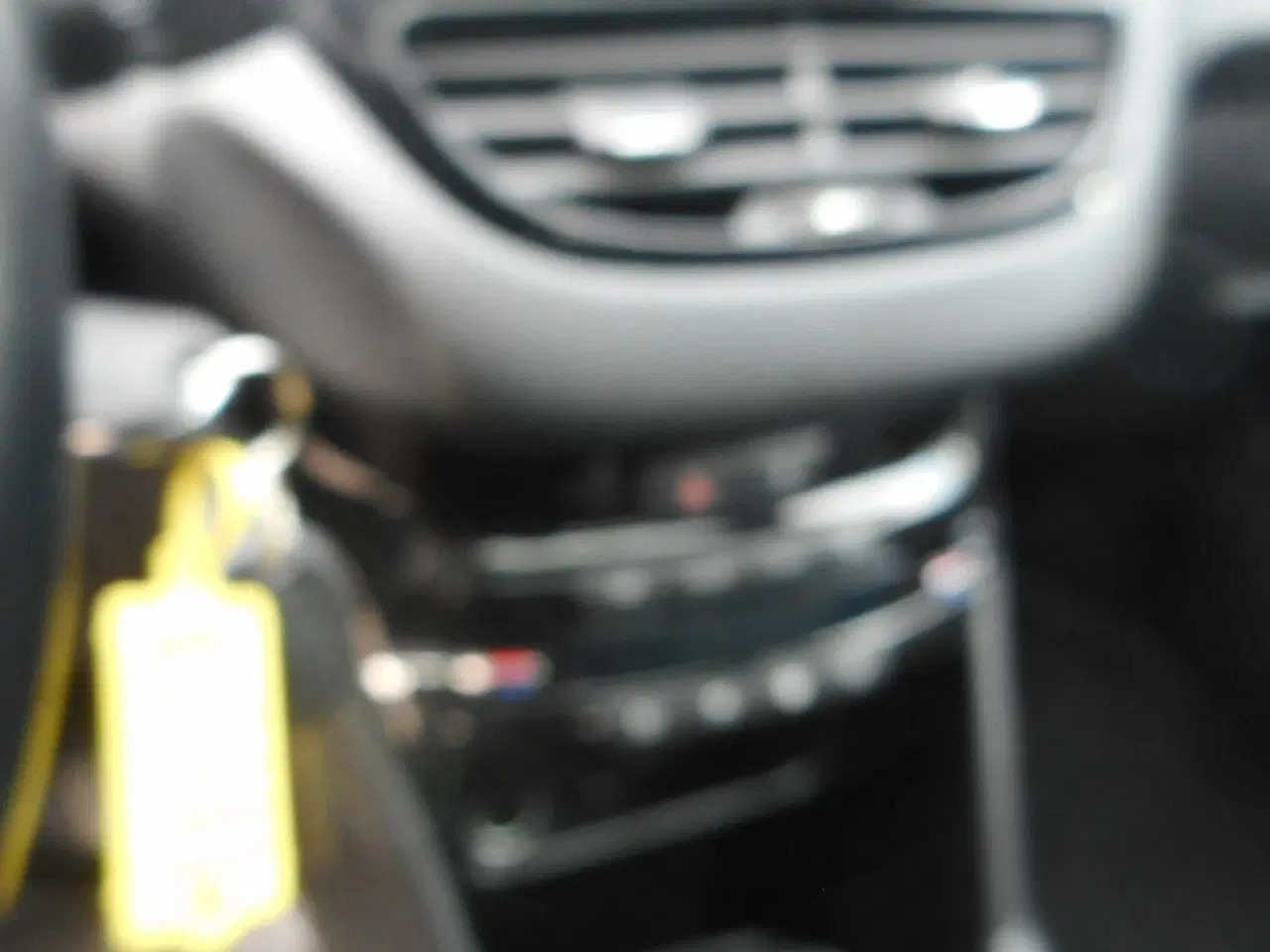 Billede 8 - Peugeot 208 1,5 BlueHDi 100 Prestige