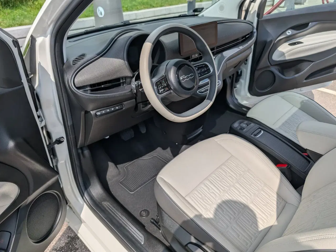 Billede 9 - Fiat 500e 42 la Prima