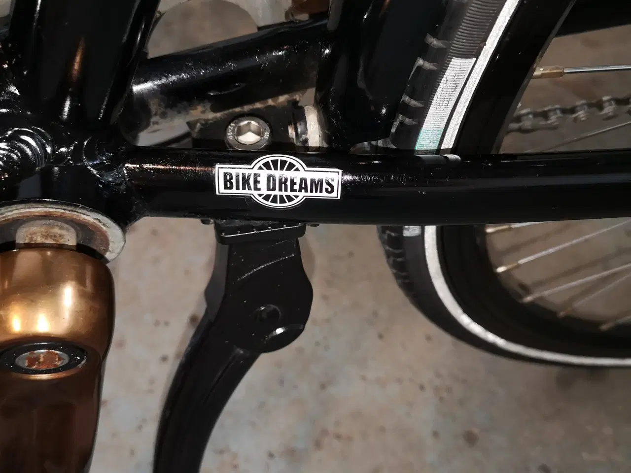 Billede 4 - BIKE DREAMS 28" 57cm høj, 2 gear auto.  for og bag