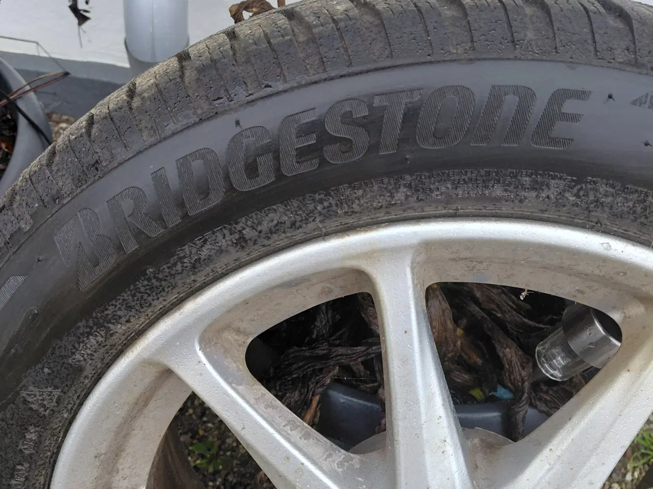 Billede 2 - Vinterdæk med Alufælge 