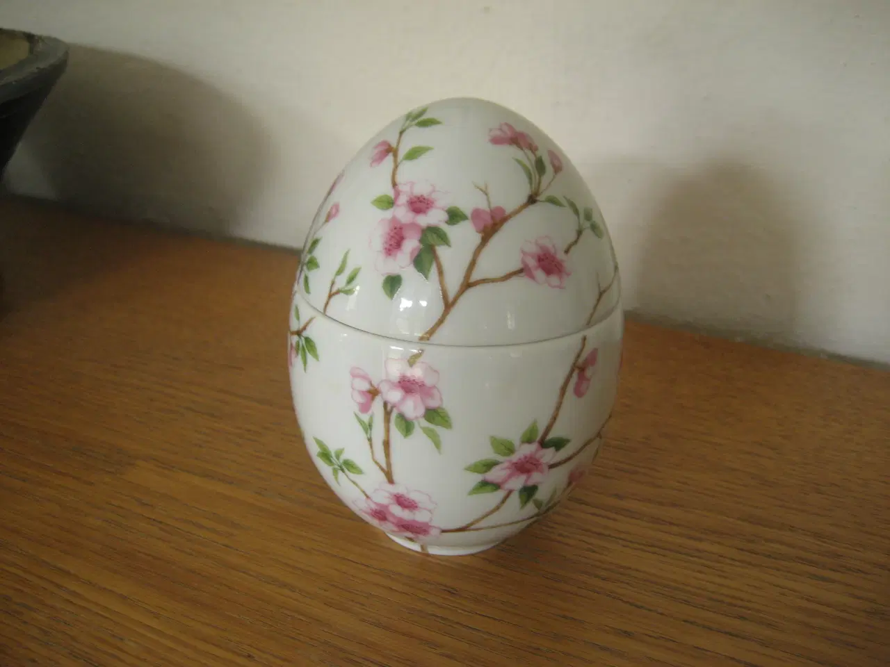 Billede 2 - Påskeæg Royal Copenhagen bonboniere