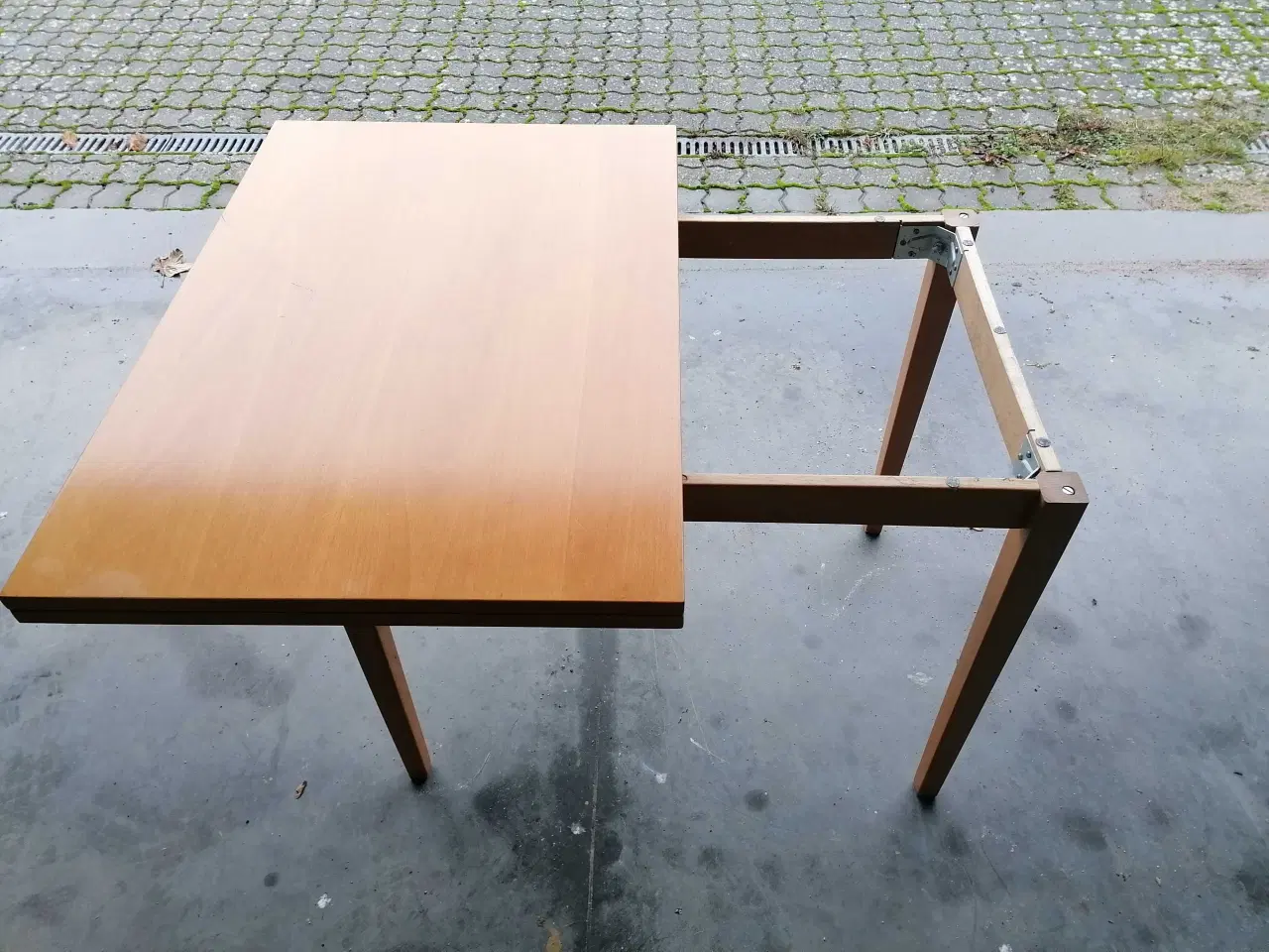 Billede 1 - Lille Charmerende Klapbord / Spisebord