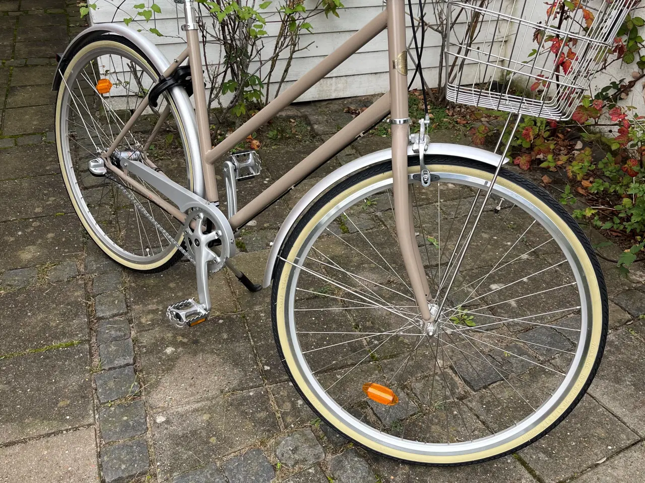Billede 1 - Mustang Vintage Classic 28" damecykel med 3 gear