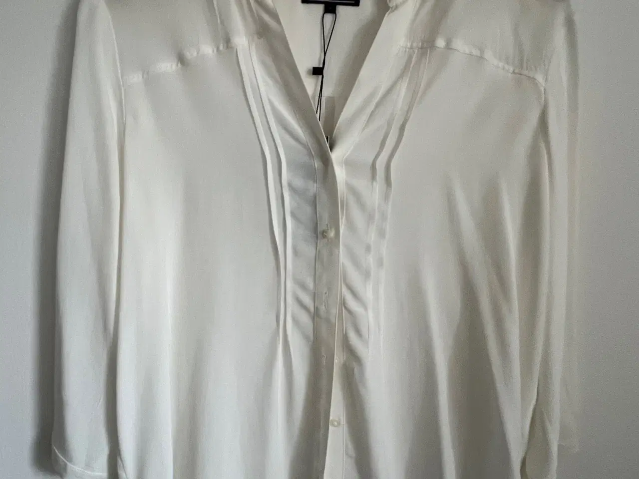 Billede 1 - Bluse med 3/4 ærme