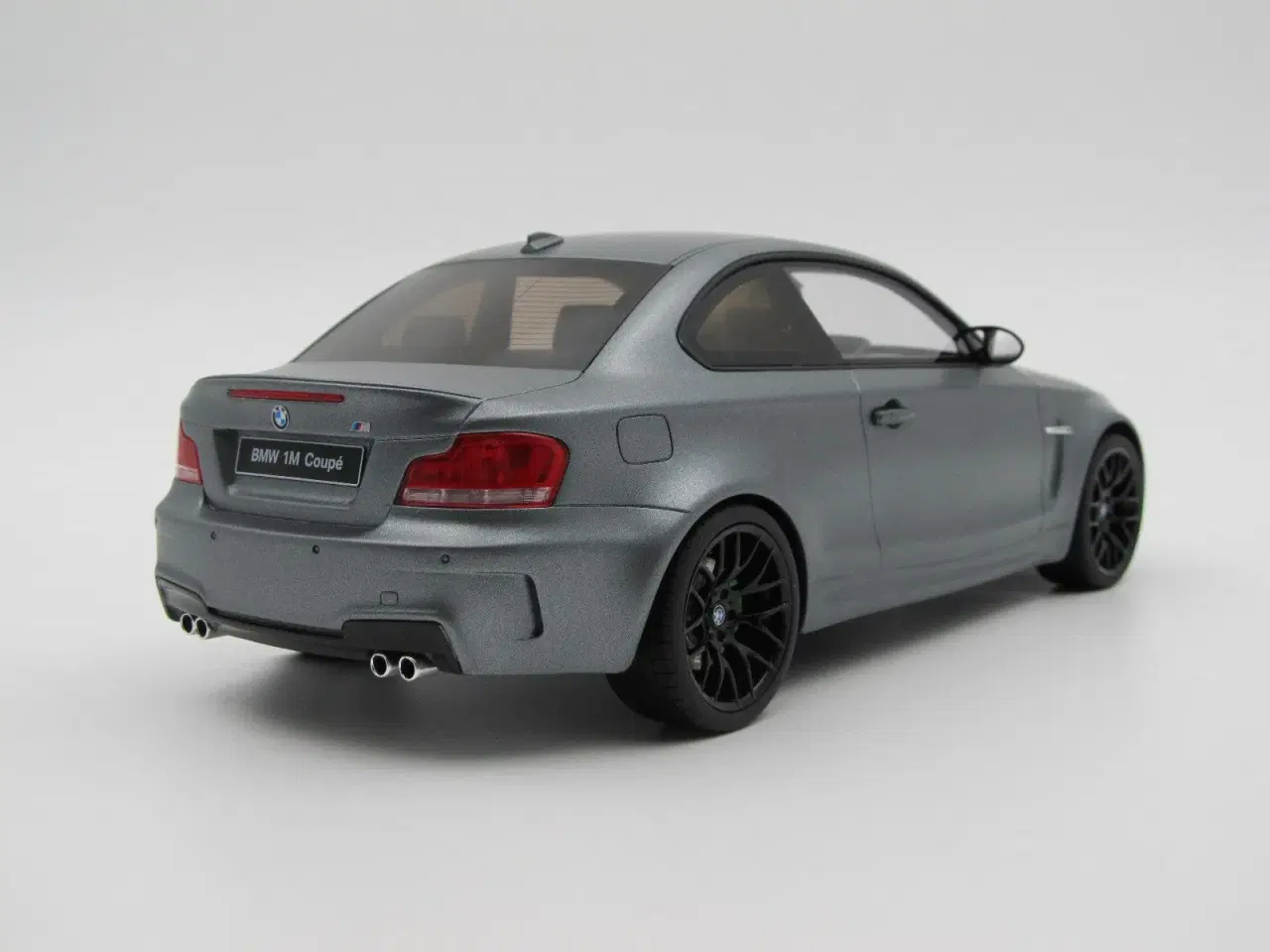 Billede 4 - 2011 BMW 1M Coupe 1:18  Type E82  