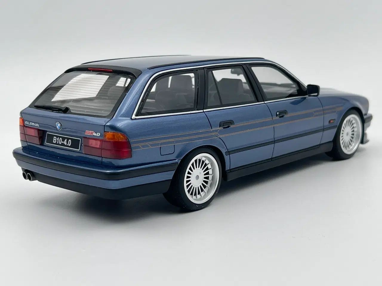 Billede 4 - 1995 BMW Alpina B10 4.0 Touring e34 - 1:18