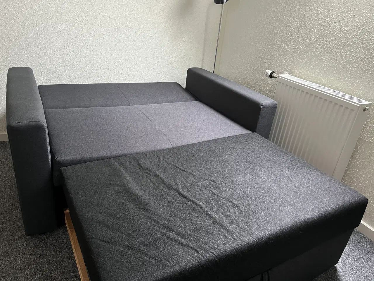 Billede 5 - Sovesofa i lækkert stof