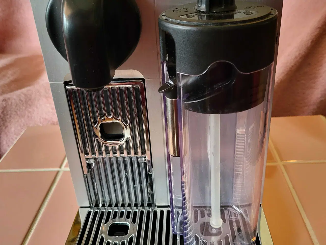 Billede 1 - De'Longhi Nespresso kapsel espressomaskine med mæl