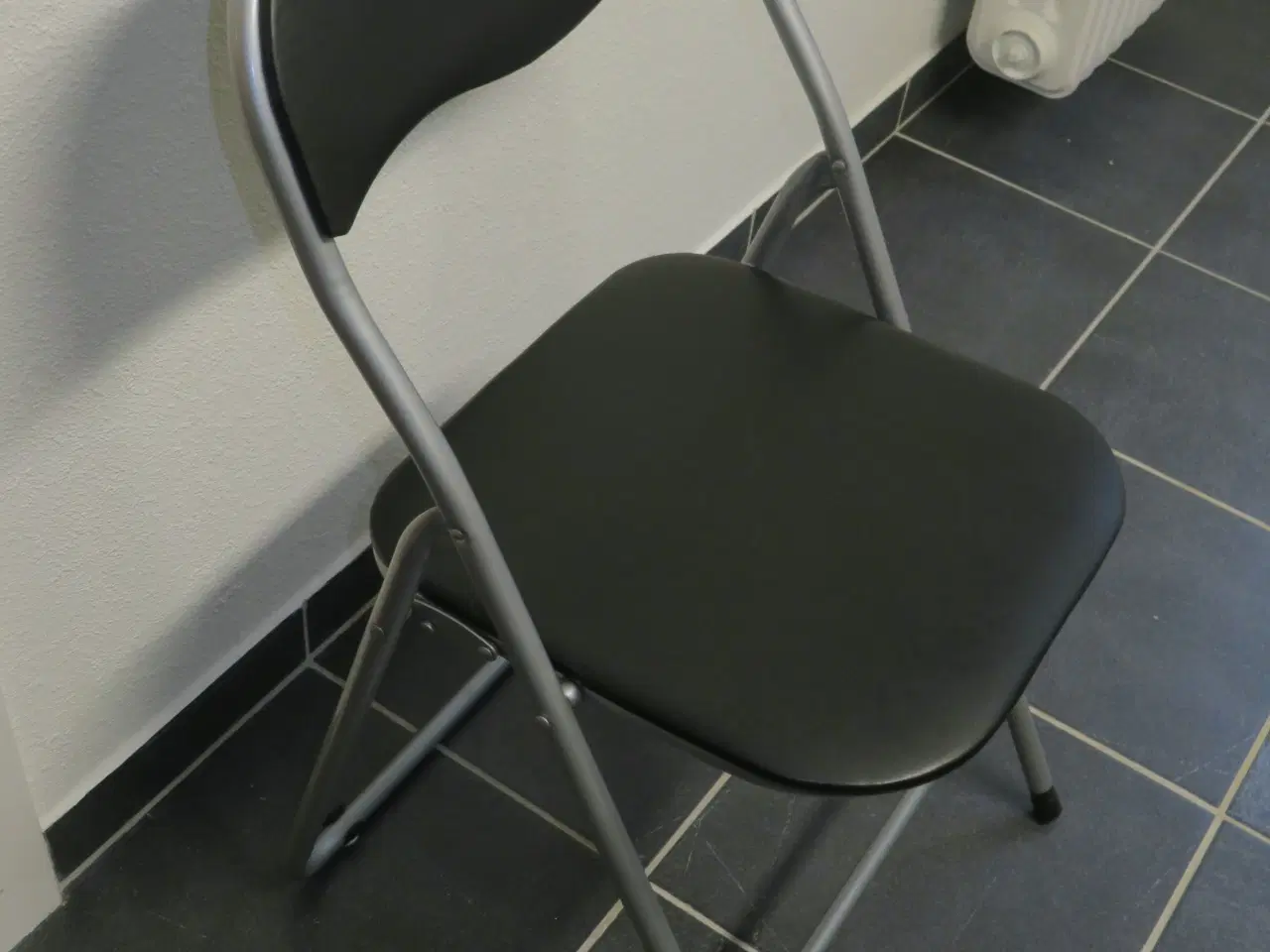 Billede 3 - 8 sorte klapstole