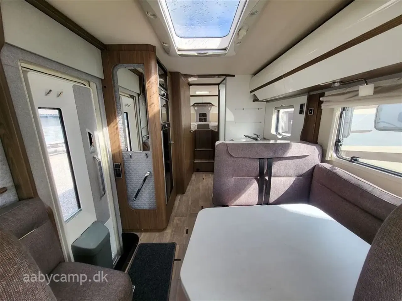 Billede 12 - 2020 - Hymer Masterline BML I780   Luksus på Mercedes Chassic. Solceller. Automatgear. To batterier. Inverter. vandbåret gulvarme.