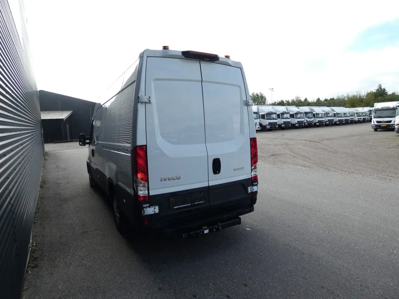 Billede 3 - Iveco Daily 35S18 12m3 3,0 D 180HK Van 8g Aut.
