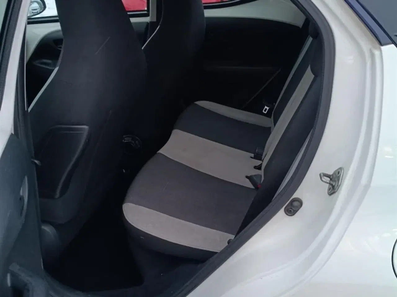 Billede 2 - Toyota Aygo 1,0 VVT-I X-Play 69HK 5d