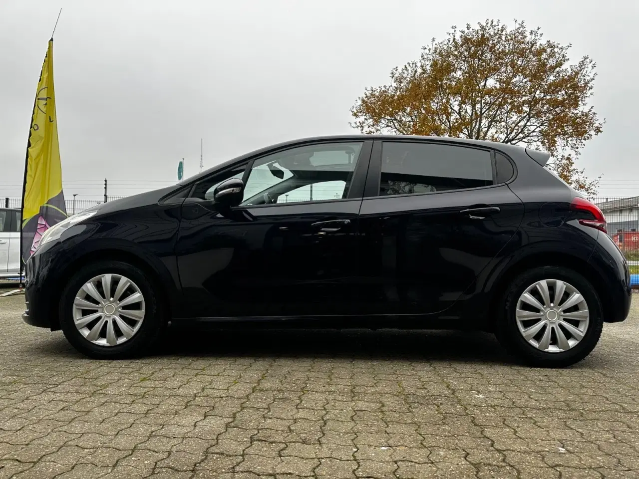 Billede 5 - Peugeot 208 1,6 BlueHDi 100 Envy Sky