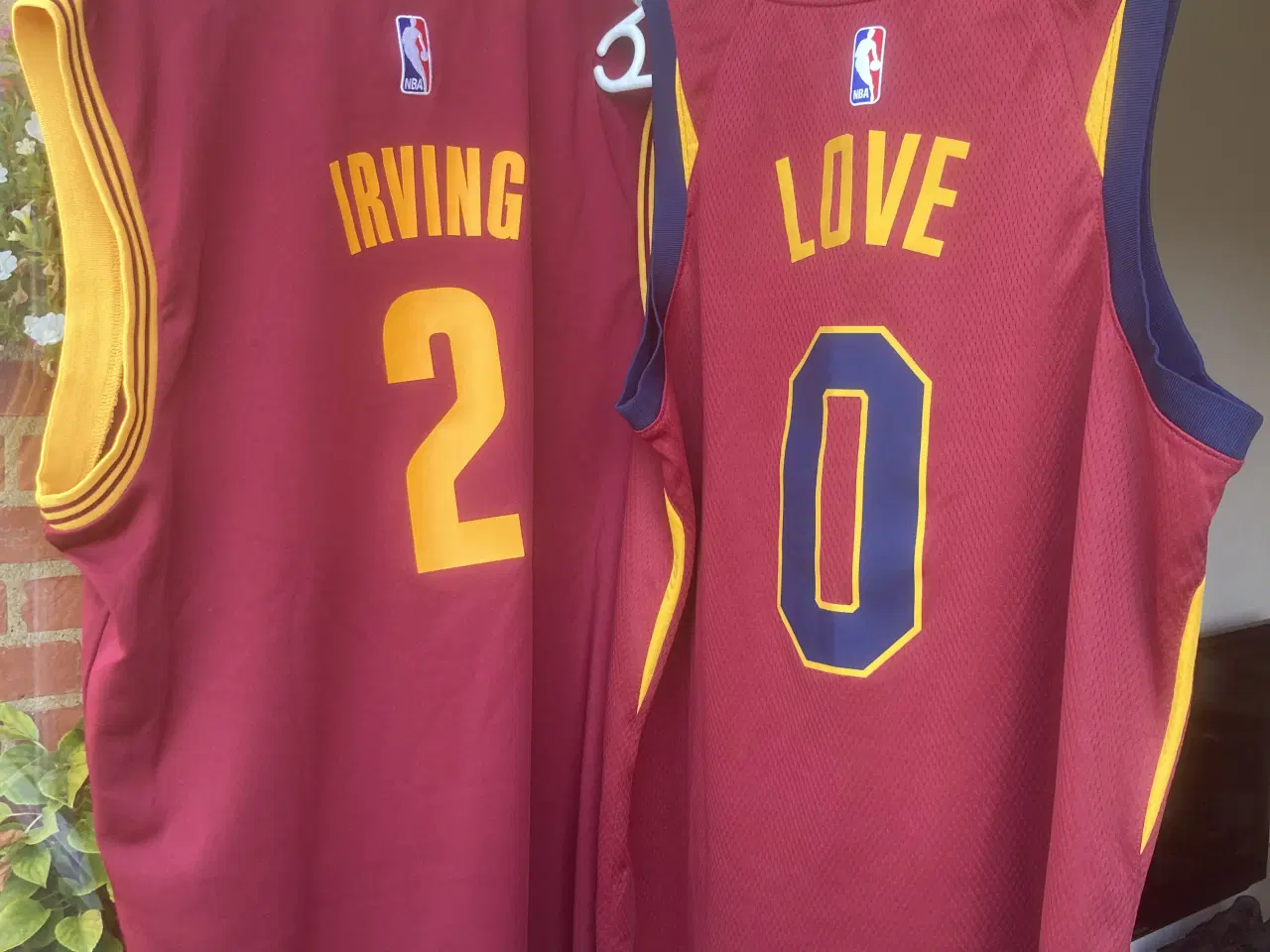 Billede 1 - Kevin Love swingman + Kyrie Irving replica NBA