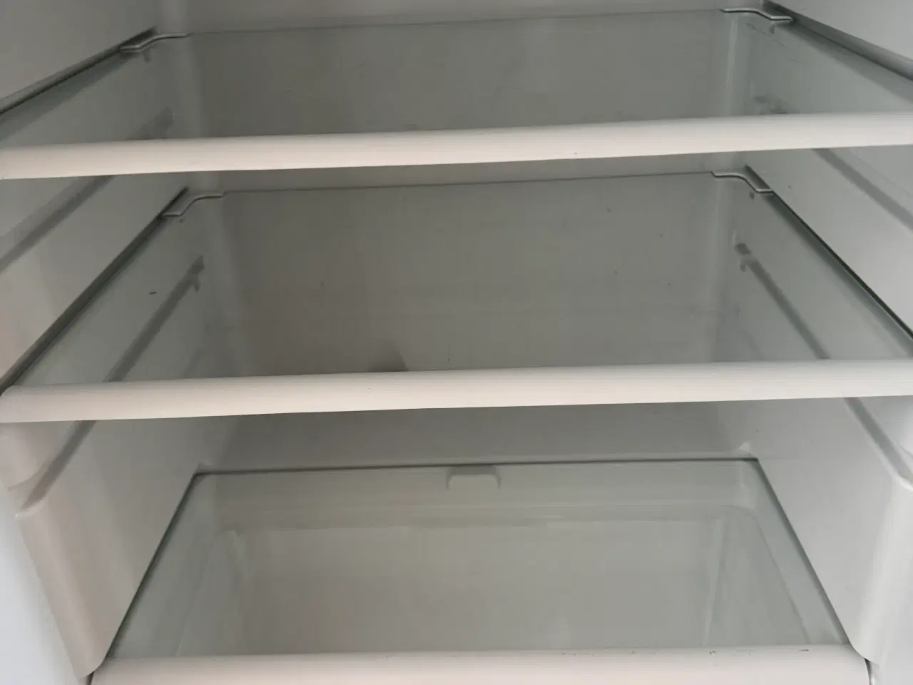 Billede 4 - LOGIK køleskab H 85 cm