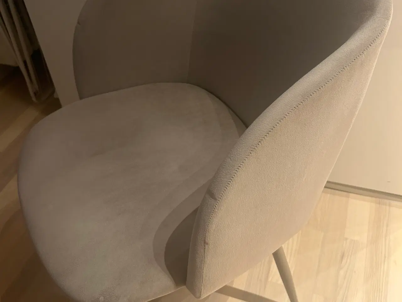 Billede 2 - Stol fra Søstrene Grene