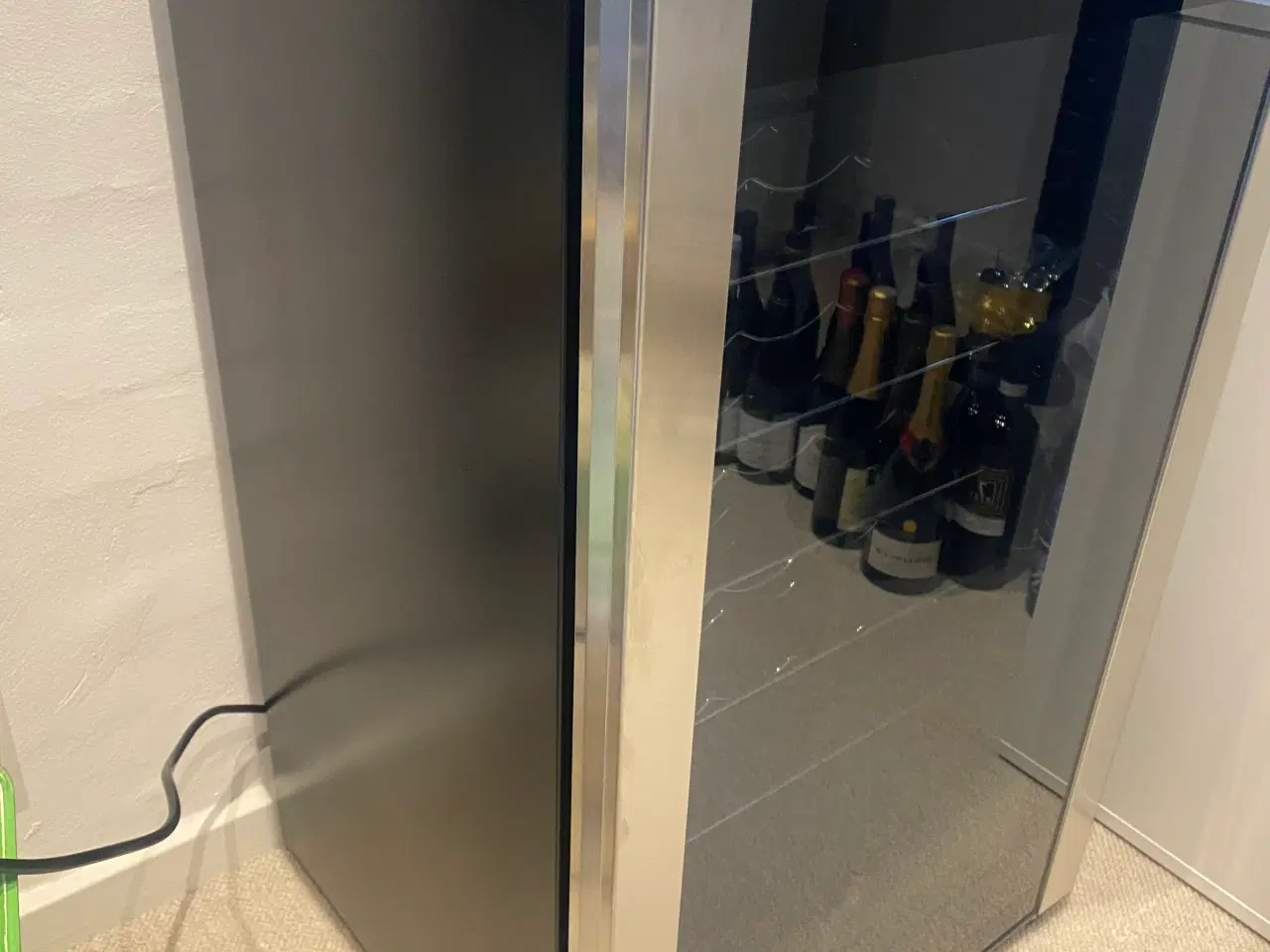 Billede 3 - Vinkøleskab til 34 flasker 