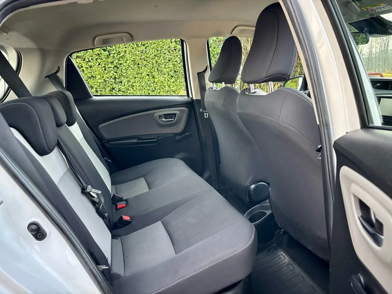 Billede 12 - Toyota Yaris 1,5 Hybrid H2 E-CVT 100HK 5d Trinl. Gear